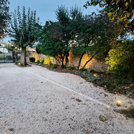 Chez Emma Et Louise - Maison Individuelle Avec Stationnement Gratuit Mâcon 외부 사진