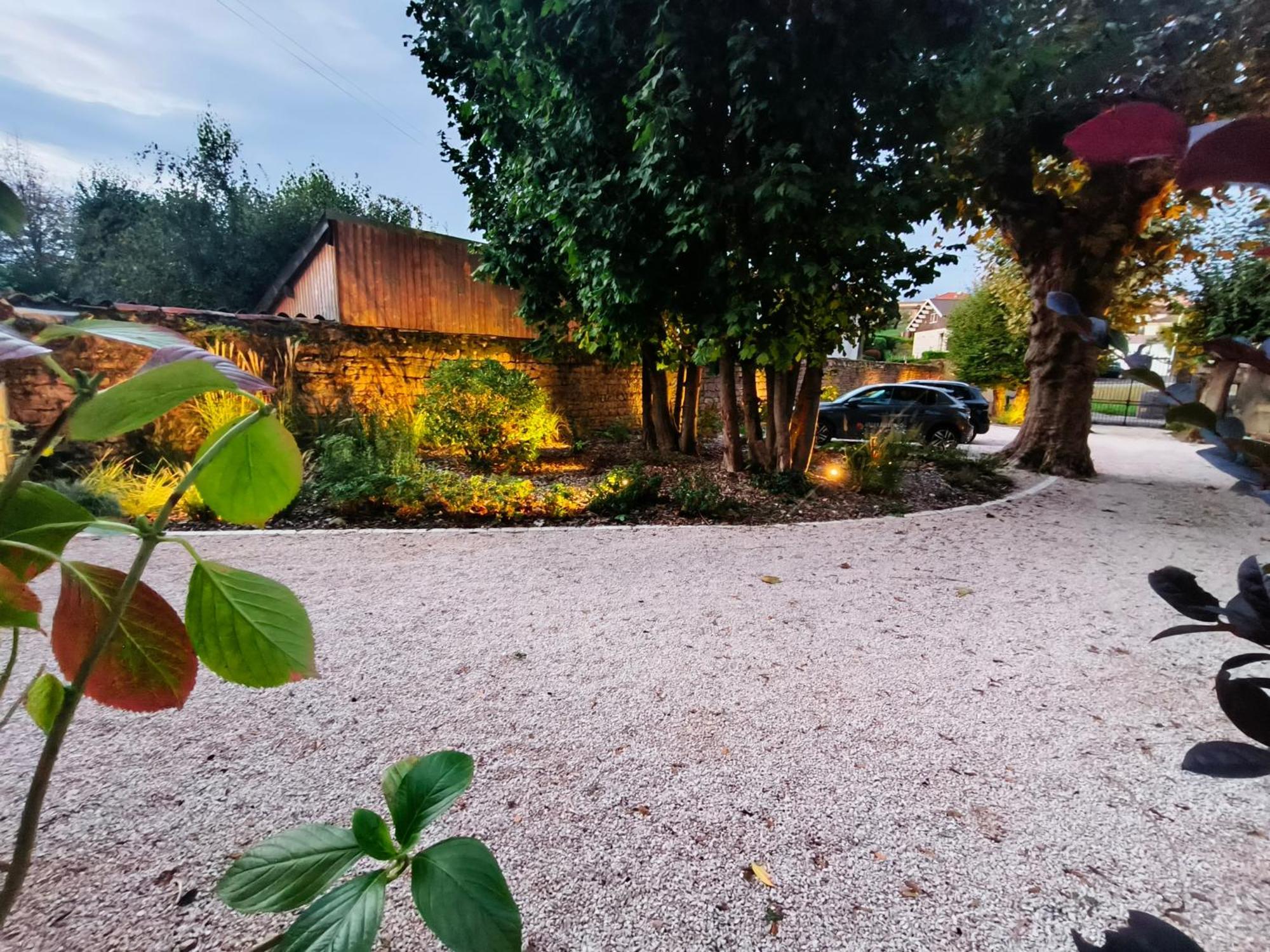 Chez Emma Et Louise - Maison Individuelle Avec Stationnement Gratuit Mâcon 외부 사진